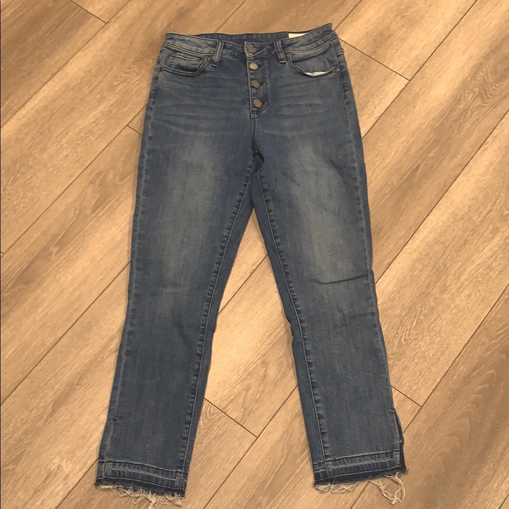 Vince Camuto Blue Cropped Jeans with Raw Hem